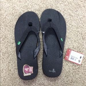 💢💢sold💢💢Sanuk Yoga Serenity Flip Flops NWT