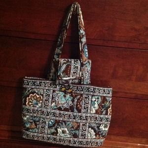 Vera Bradley small tote style bag and wallet
