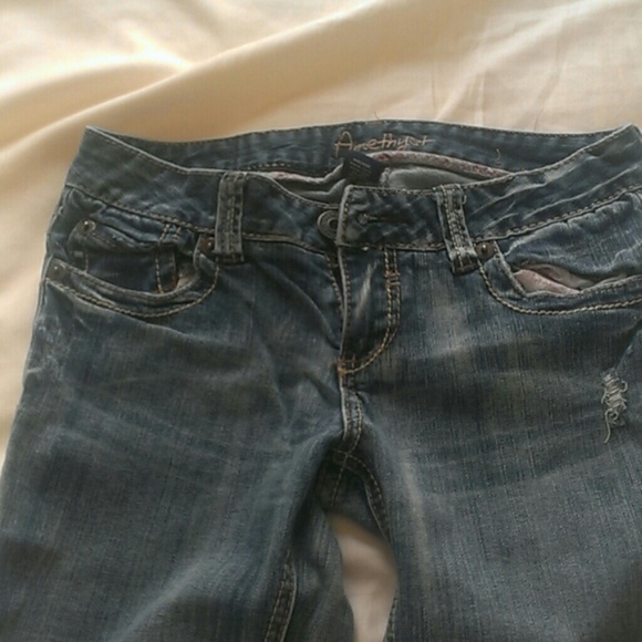 Jeans - Picture 2 of 3