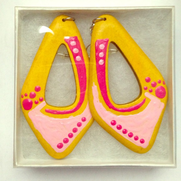 Yellow & Pink Futurama Earrings