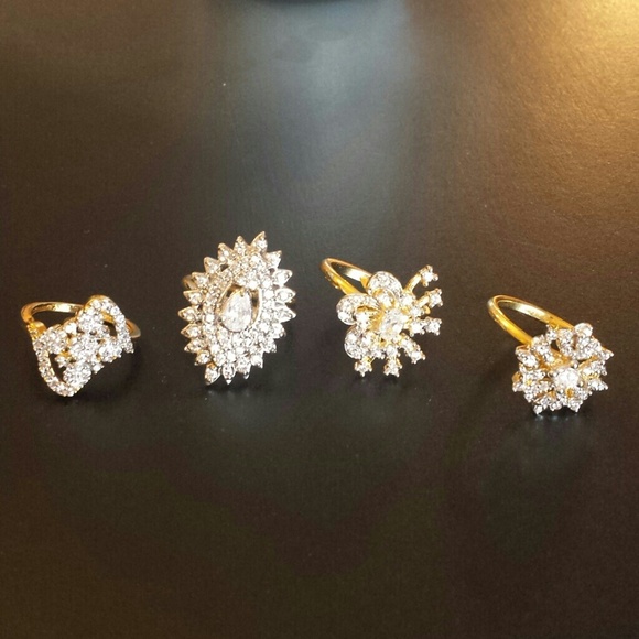 Cubic zirconia snowflake ring - Picture 4 of 4