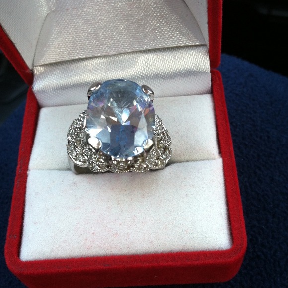 GORGEOUS SIMULATED SAPPHIRE ON RODIUM