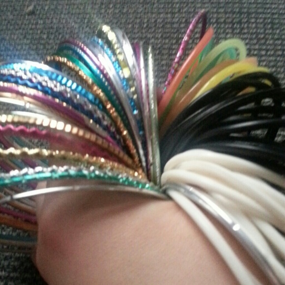 Braclets - Picture 1 of 4