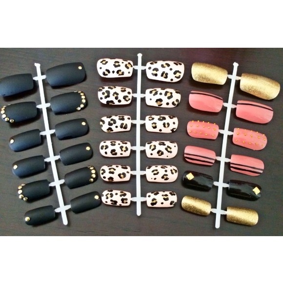 Custom Nail Sets