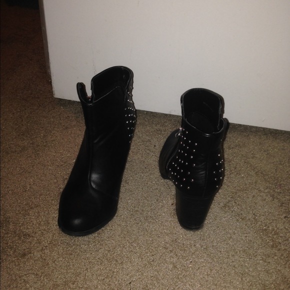 Forever 21 Shoes - Black Forever XXI Studded Booties. Forever 21 Shoes - Black Forever XXI Studded Booties.
