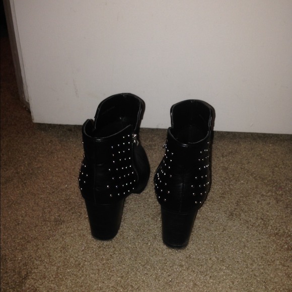 Forever 21 Shoes - Black Forever XXI Studded Booties. Forever 21 Shoes - Black Forever XXI Studded Booties.