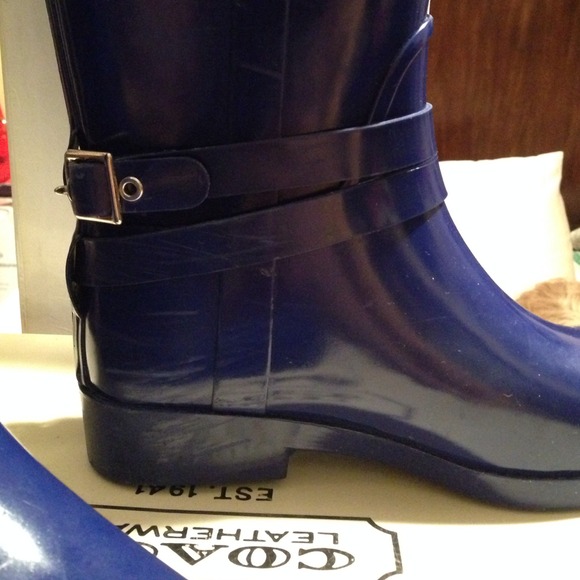 Coach Rain Boots Style Lori - Picture 3 of 4