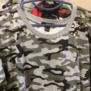 Forever21 camo sweater