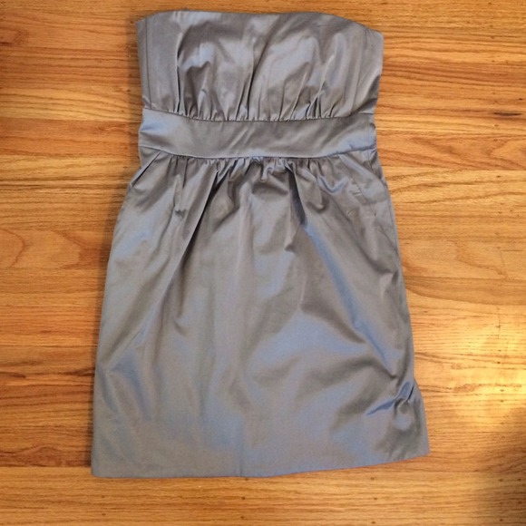 BCBGirls grey strapless dress with pockets