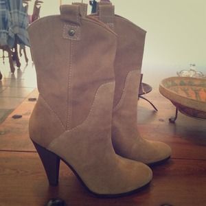 Cute cowboy style boot