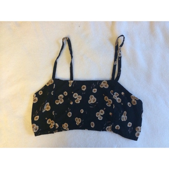 ⛔️SOLD⛔️Brandy Melville Raina Tank