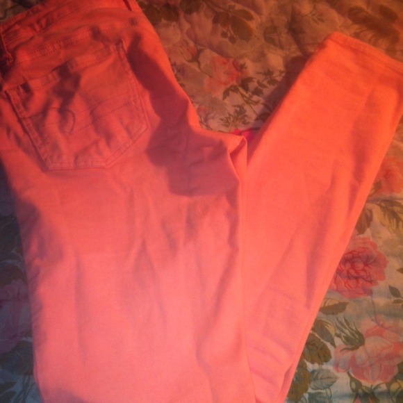 American eagle peach jeans 😊💖