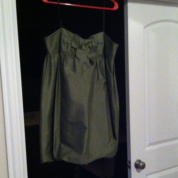 Short party dress, never worn