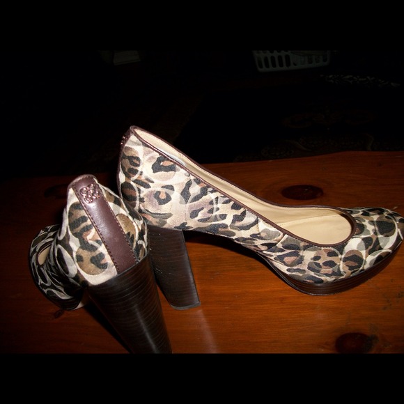 SOLD-Coach shoes - Picture 1 of 3