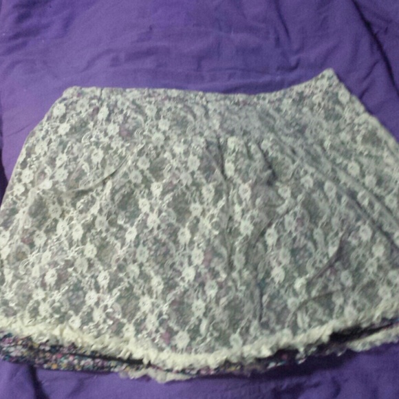 Flowery skirt