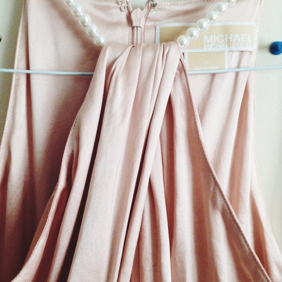 🚫 SOLD 🚫 MK halter! 💓 - Picture 2 of 2