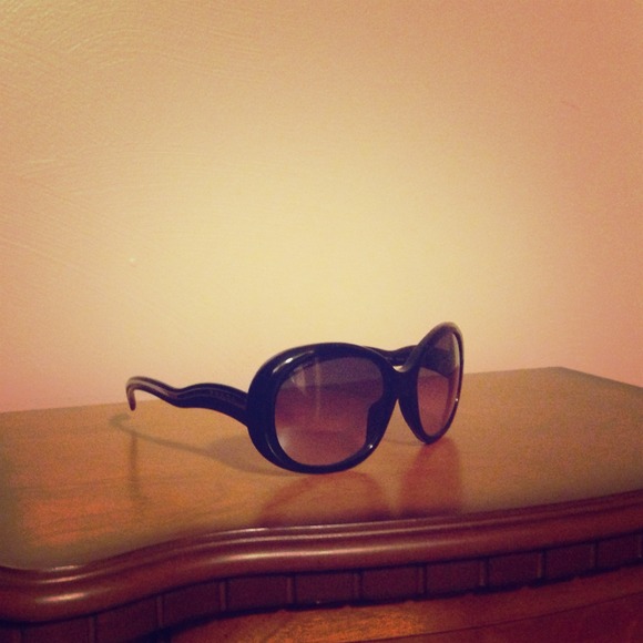 💥Reduced! Prada sunglasses authentic 💞