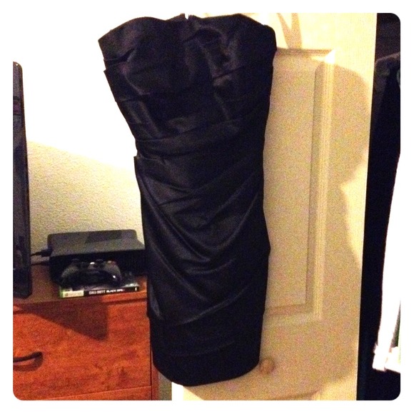 Little black dress - Picture 1 of 1