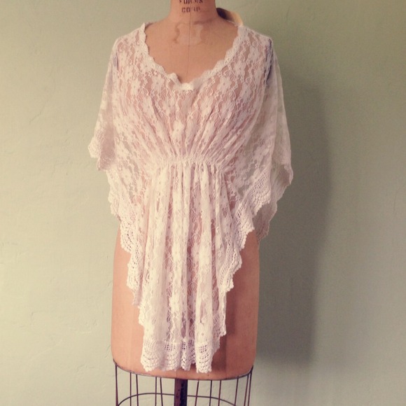 Tops - Draped White Lace Beach Cover Up