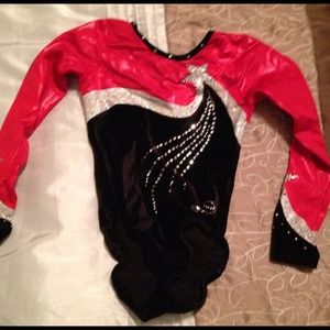 2 long sleeve gymnastics leos