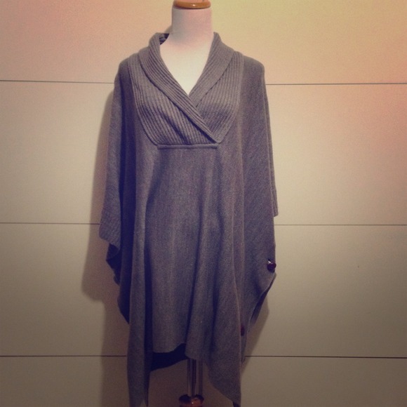 H&M Gray Poncho One Size