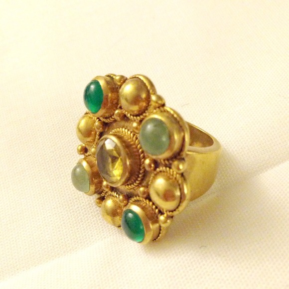 Banana Republic Jewelry - Gold green gemed ring Banana Republic Jewelry - Gold green gemed ring