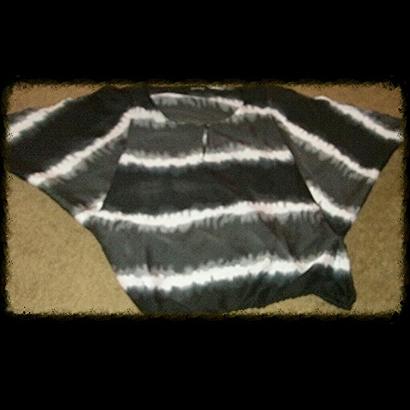 Dressy top - Picture 1 of 1