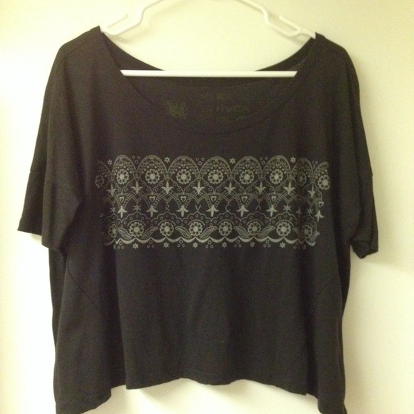 RVCA loose top