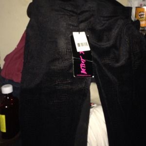 Never worn