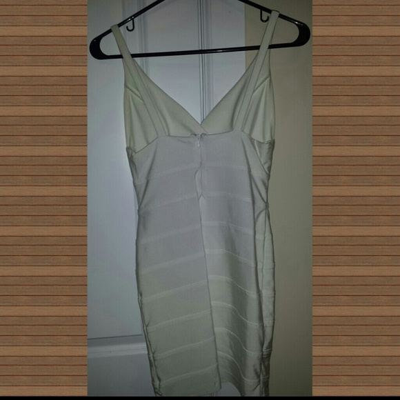 White V-neck Sheer Bodycon - Picture 3 of 4
