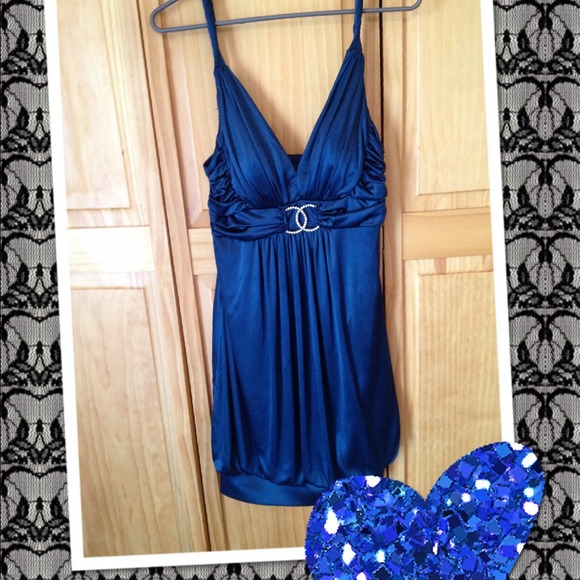 Gorgeous glam dress in blue/green!