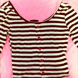 ✨Sold✨ Stripped Crop Top