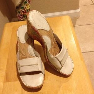 🌸Born Sandals- 8M