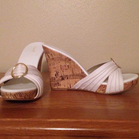 White open back wedges. Perfect for spring!