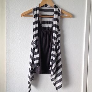 Pre-owned Wet Seal Stripes Sleeveless Top