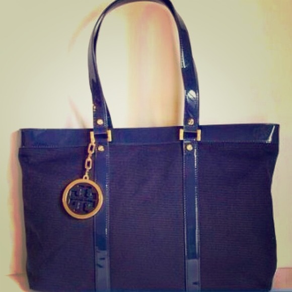 ⛔️sold⛔️Authentic Tory Burch Canvas Tote😍