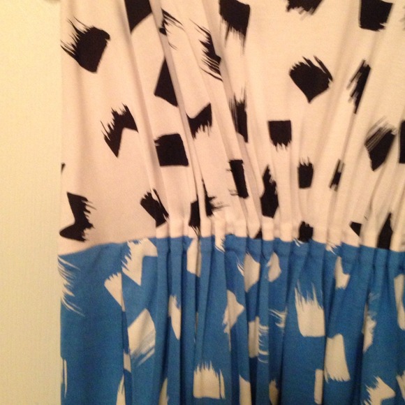 Diane Von Furstenburg Knit Dress - Picture 3 of 3