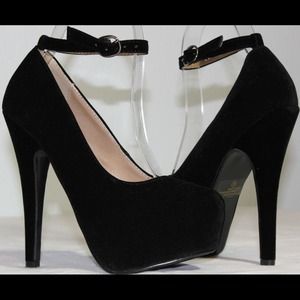 Black ankle strap high heel size 5