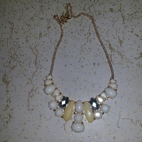 Statement necklace