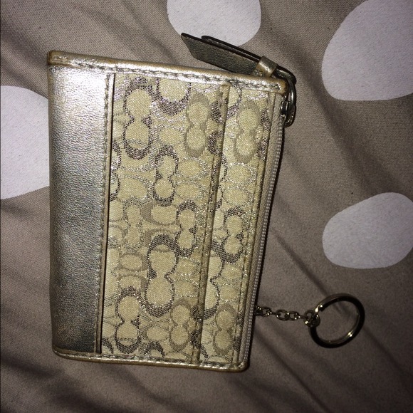 Coach Mini Skinny - Picture 2 of 2