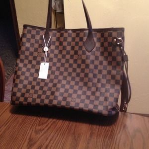 Nwt Louis Vitton Neverfull MM
