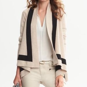 💖HOST PICK💖 Banana Republic Colorblock cardigan