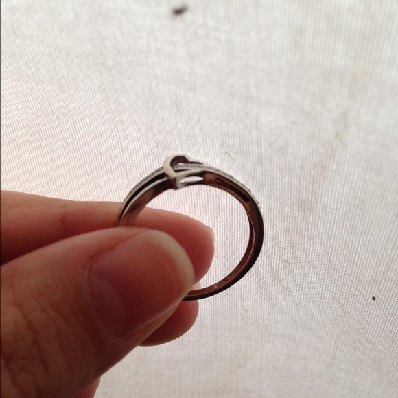 Diamond ring from Gordon's. - Picture 3 of 4