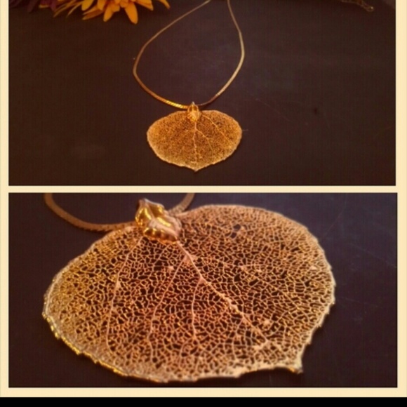 Gold leaf necklace