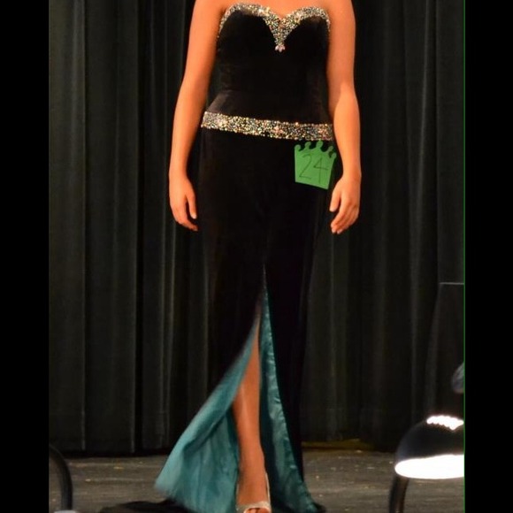 Black pageant dress