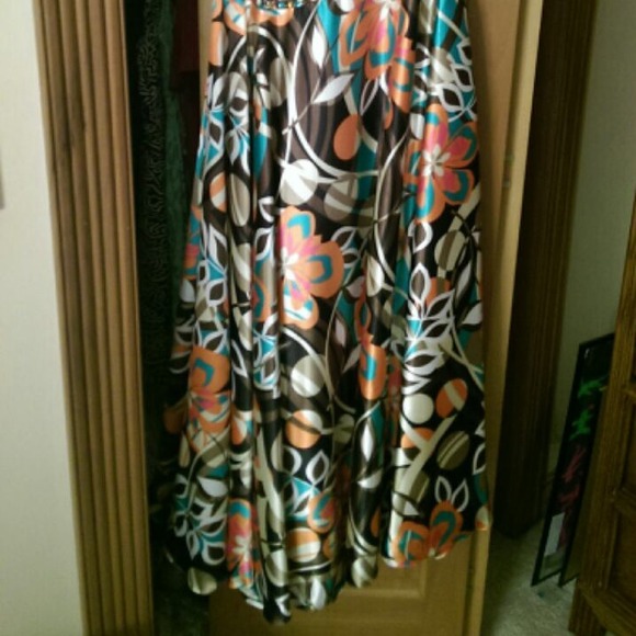 Prom dress! - Picture 3 of 3