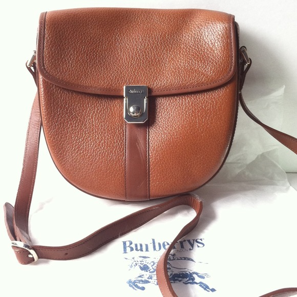vintage burberry saddle bag