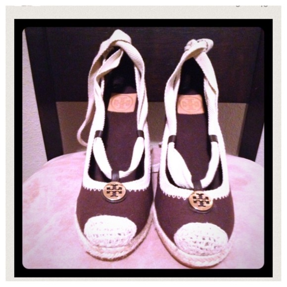 ✨Authentic Tory Burch Espadrilles✨ size 9