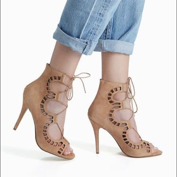Looking for Shoemint Romy Size 7 - Picture 2 of 2
