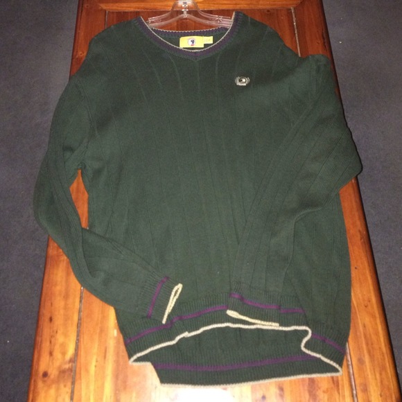 Duck head sweater